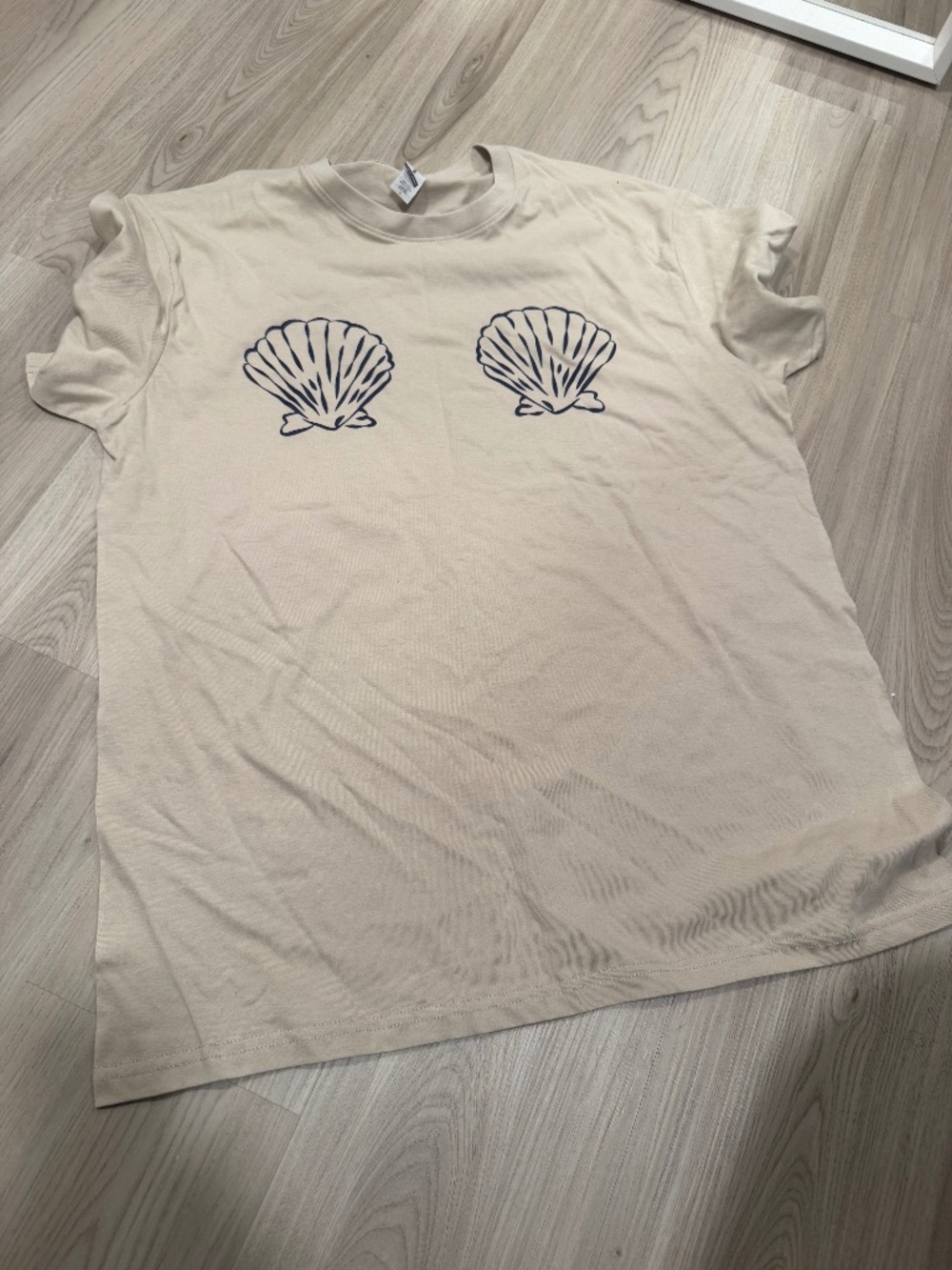 Beige shell t-shirt
